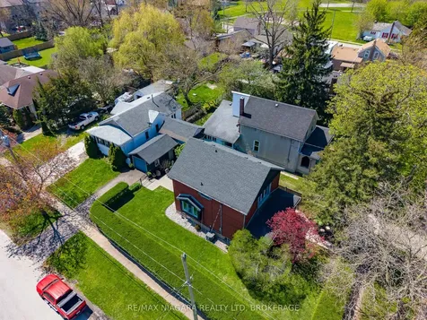 18 Maplecrest Avenue St. Catharines ON L2T 1A8