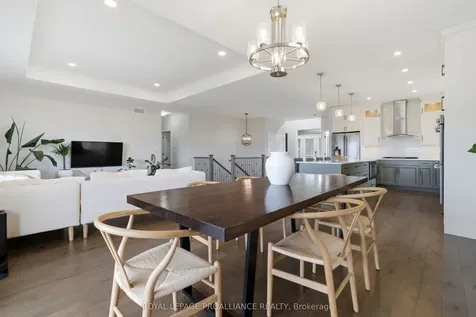 27 Blossom Court Quinte West ON K8V 0E8
