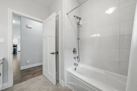 27 Blossom Court Quinte West ON K8V 0E8