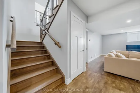 27 Blossom Court Quinte West ON K8V 0E8