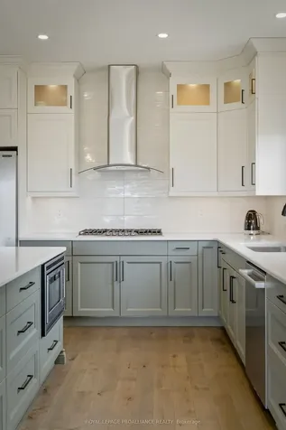 27 Blossom Court Quinte West ON K8V 0E8