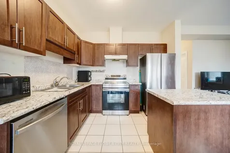 24 Sycamore Street Welland ON L3C 0H8