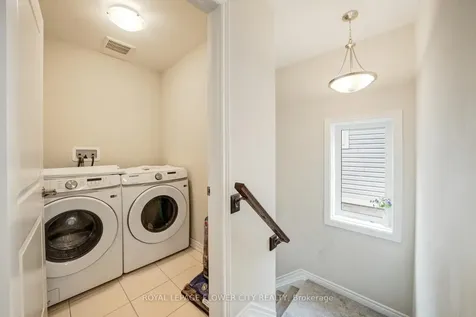24 Sycamore Street Welland ON L3C 0H8