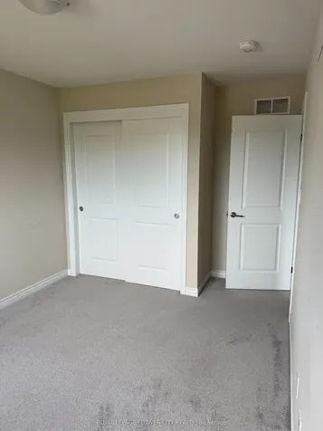 24 Sycamore Street Welland ON L3C 0H8