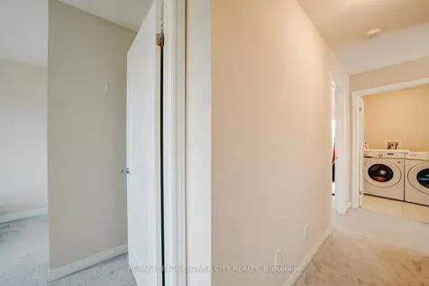 24 Sycamore Street Welland ON L3C 0H8
