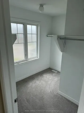 24 Sycamore Street Welland ON L3C 0H8