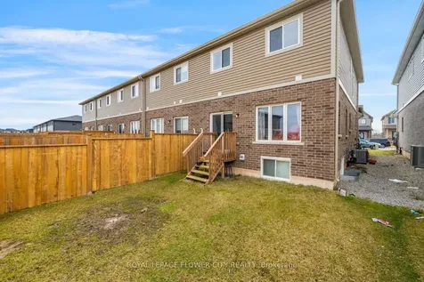 24 Sycamore Street Welland ON L3C 0H8