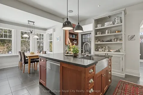 61 Cambridge Street Guelph ON N1H 2V1