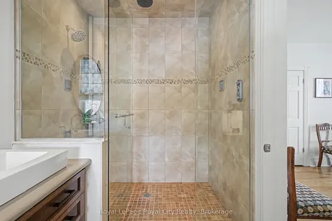 61 Cambridge Street Guelph ON N1H 2V1