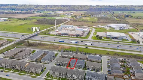 107 Dunrobin Lane Grimsby ON L3M 4E8