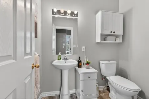 45 Biscayne Street Kingston ON K7K 7J9