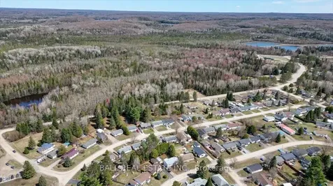 32 Hemlock Street Highlands East ON K0L 1M0