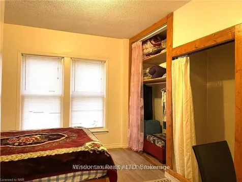 4696 Mcdougall Crescent Niagara Falls ON L2E 1B9