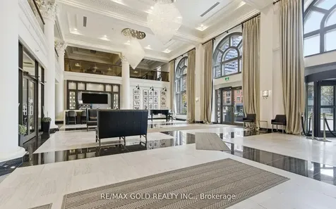 112 King Street E Hamilton ON L8N 1A8