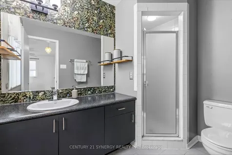 6 Berton Place Kanata ON K2L 3R8