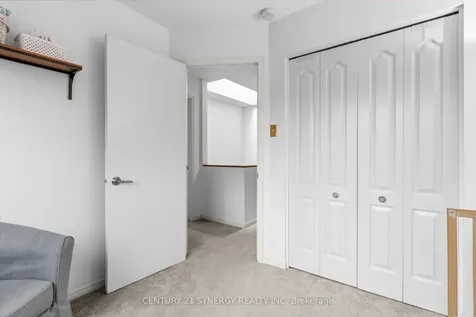 6 Berton Place Kanata ON K2L 3R8