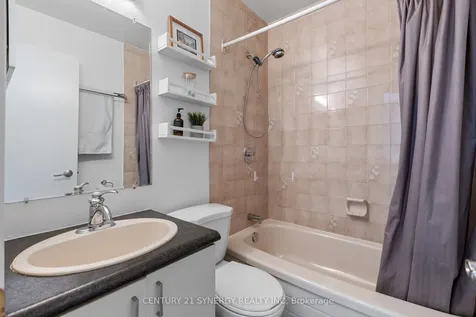 6 Berton Place Kanata ON K2L 3R8