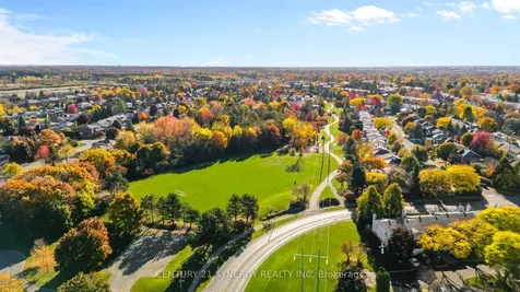 6 Berton Place Kanata ON K2L 3R8