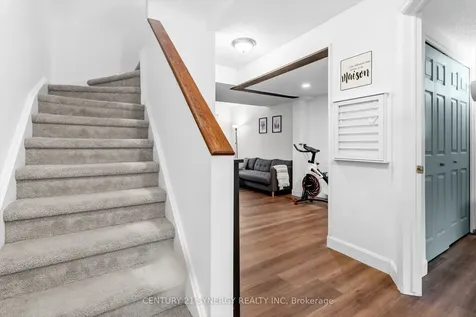 6 Berton Place Kanata ON K2L 3R8