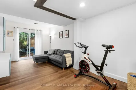 6 Berton Place Kanata ON K2L 3R8