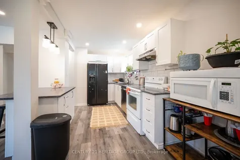 18 Armstrong Avenue Hamilton ON L8H 1M5