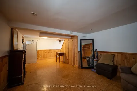 18 Armstrong Avenue Hamilton ON L8H 1M5