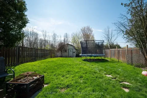 18 Armstrong Avenue Hamilton ON L8H 1M5