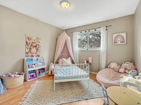 16 Applewood Drive Belleville ON K8P 4E2