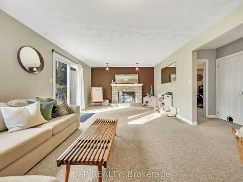 16 Applewood Drive Belleville ON K8P 4E2