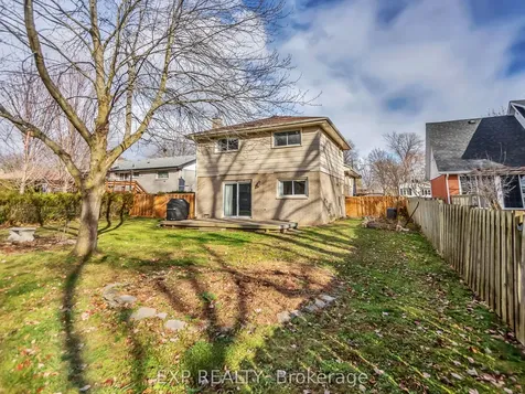 16 Applewood Drive Belleville ON K8P 4E2