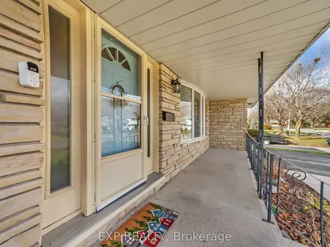 16 Applewood Drive Belleville ON K8P 4E2