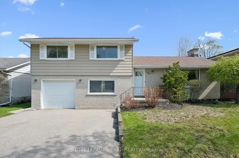 39 Charlotte Crescent Kitchener ON N2B 2K2