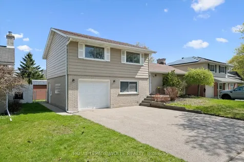 39 Charlotte Crescent Kitchener ON N2B 2K2