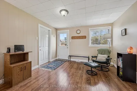 39 Charlotte Crescent Kitchener ON N2B 2K2