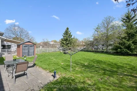 39 Charlotte Crescent Kitchener ON N2B 2K2