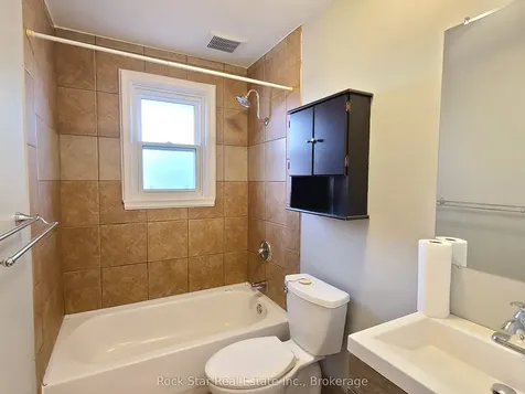313 East 33rd Street Hamilton ON L8V 3T9