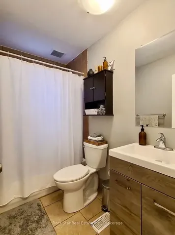 313 East 33rd Street Hamilton ON L8V 3T9