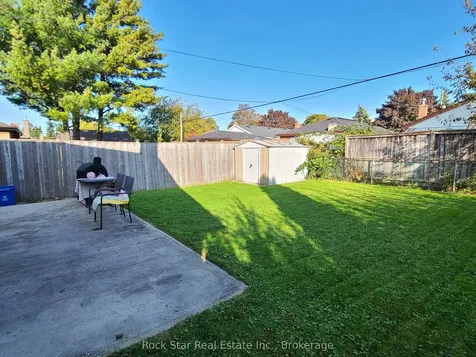 313 East 33rd Street Hamilton ON L8V 3T9