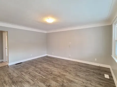 313 East 33rd Street Hamilton ON L8V 3T9