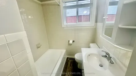 34 Salisbury Avenue Brockville ON K6V 2T5
