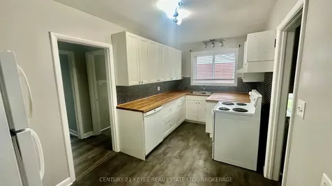34 Salisbury Avenue Brockville ON K6V 2T5