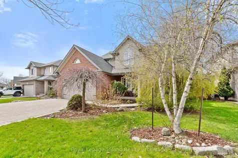 204 Falcon Drive Woodstock ON N4T 1W5