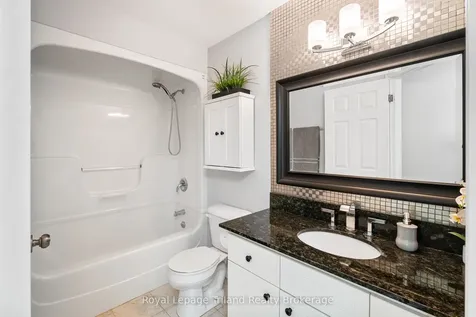 204 Falcon Drive Woodstock ON N4T 1W5
