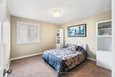 204 Falcon Drive Woodstock ON N4T 1W5