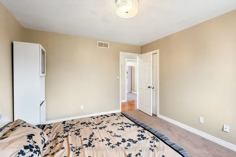204 Falcon Drive Woodstock ON N4T 1W5