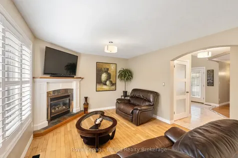 204 Falcon Drive Woodstock ON N4T 1W5