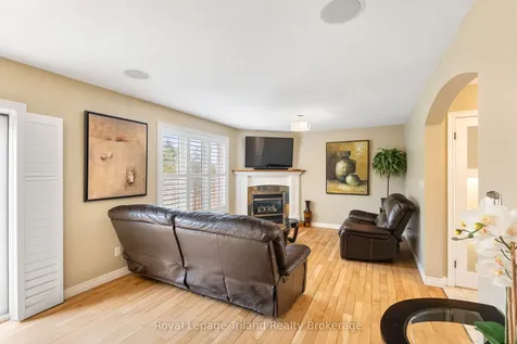 204 Falcon Drive Woodstock ON N4T 1W5