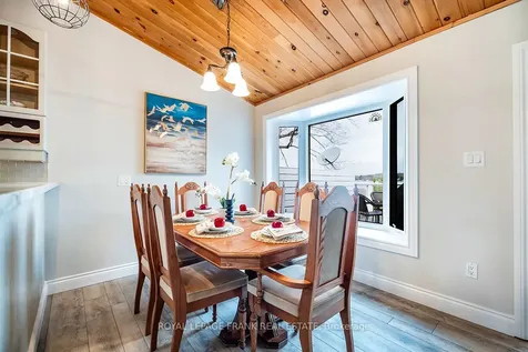25 Shelley Drive Kawartha Lakes ON K0M 2C0