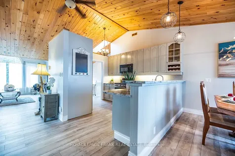 25 Shelley Drive Kawartha Lakes ON K0M 2C0