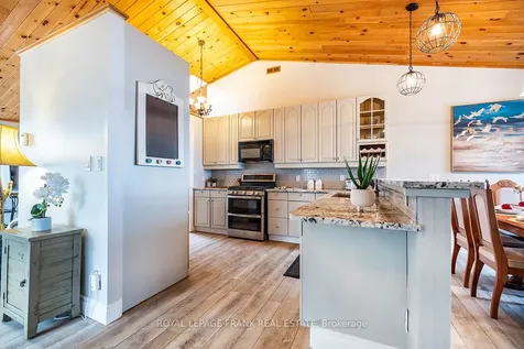 25 Shelley Drive Kawartha Lakes ON K0M 2C0